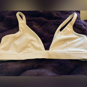 Naturyl yoga bra